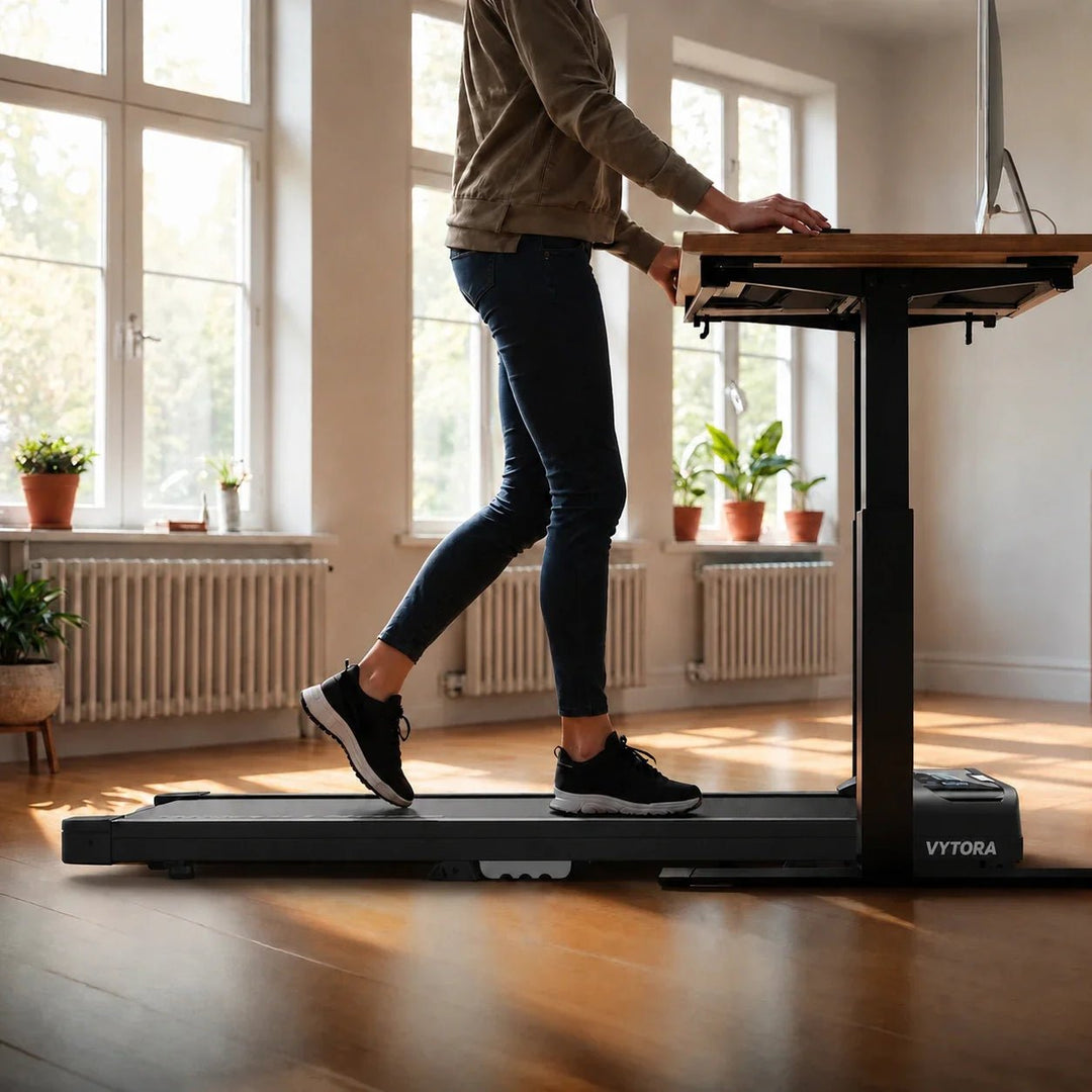 Tapis de marche sous bureau : comment bouger en télétravail sans perdre en productivité